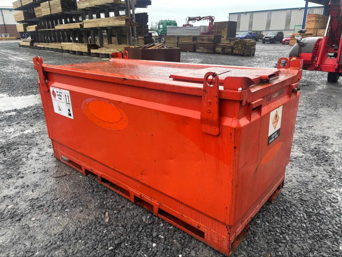 Fuel bowser 2000 liter bundit - Image 3