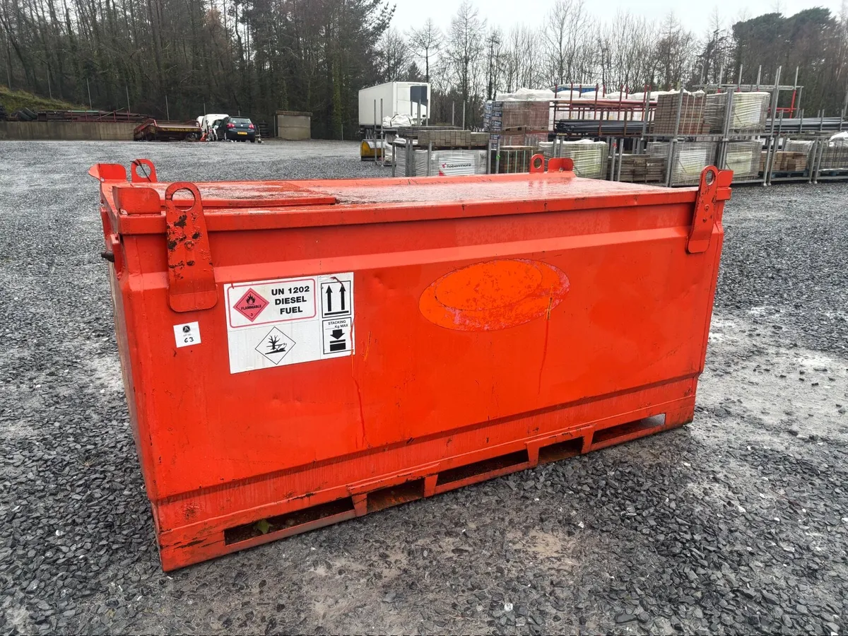 Fuel bowser 2000 liter bundit - Image 1