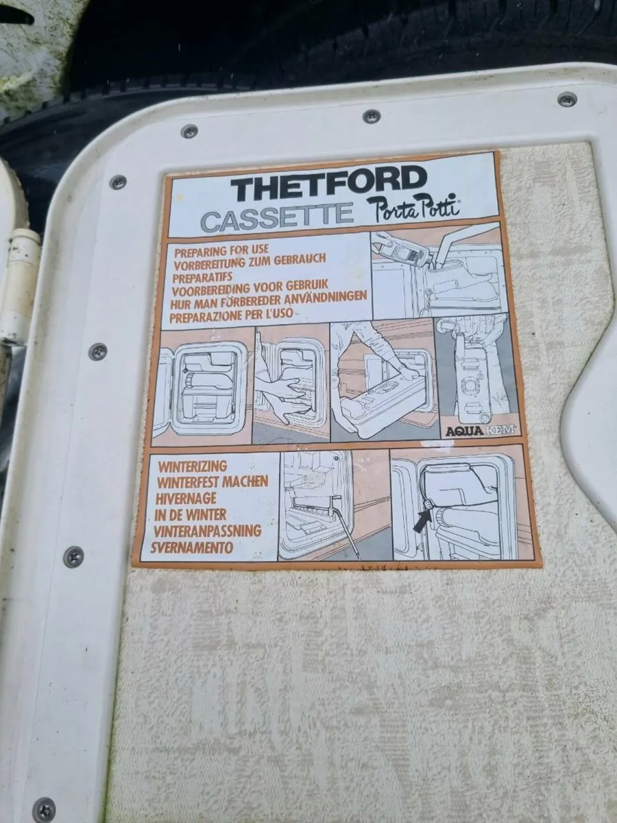 Caravan/camper toilet - Image 1