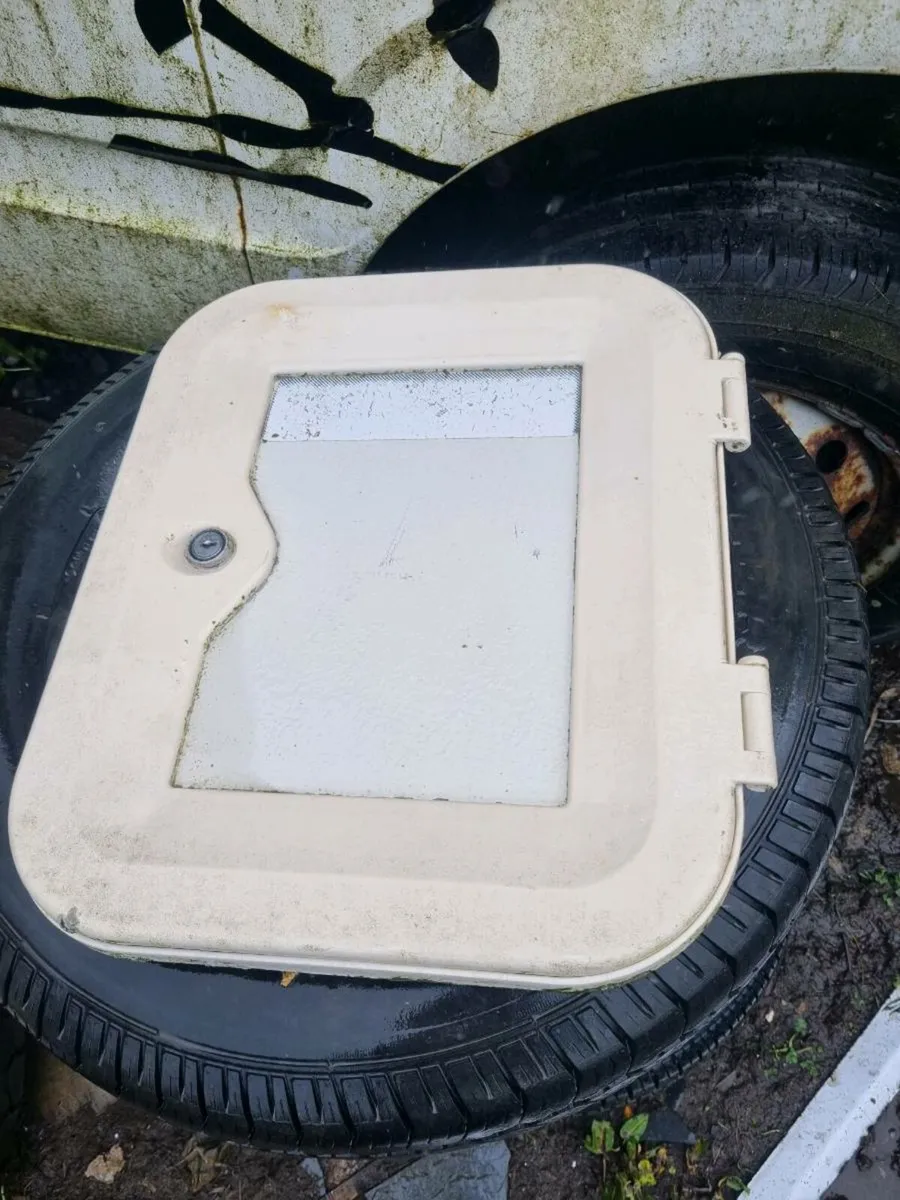 Caravan/camper toilet - Image 2