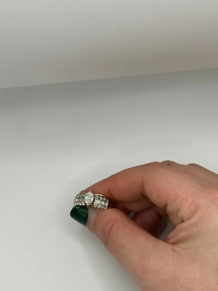 ✨ A Ring of Timeless Elegance ✨ - Image 3