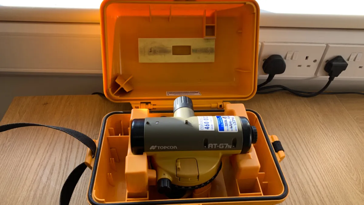 Topcon AT-G7 Level For sale - Image 3