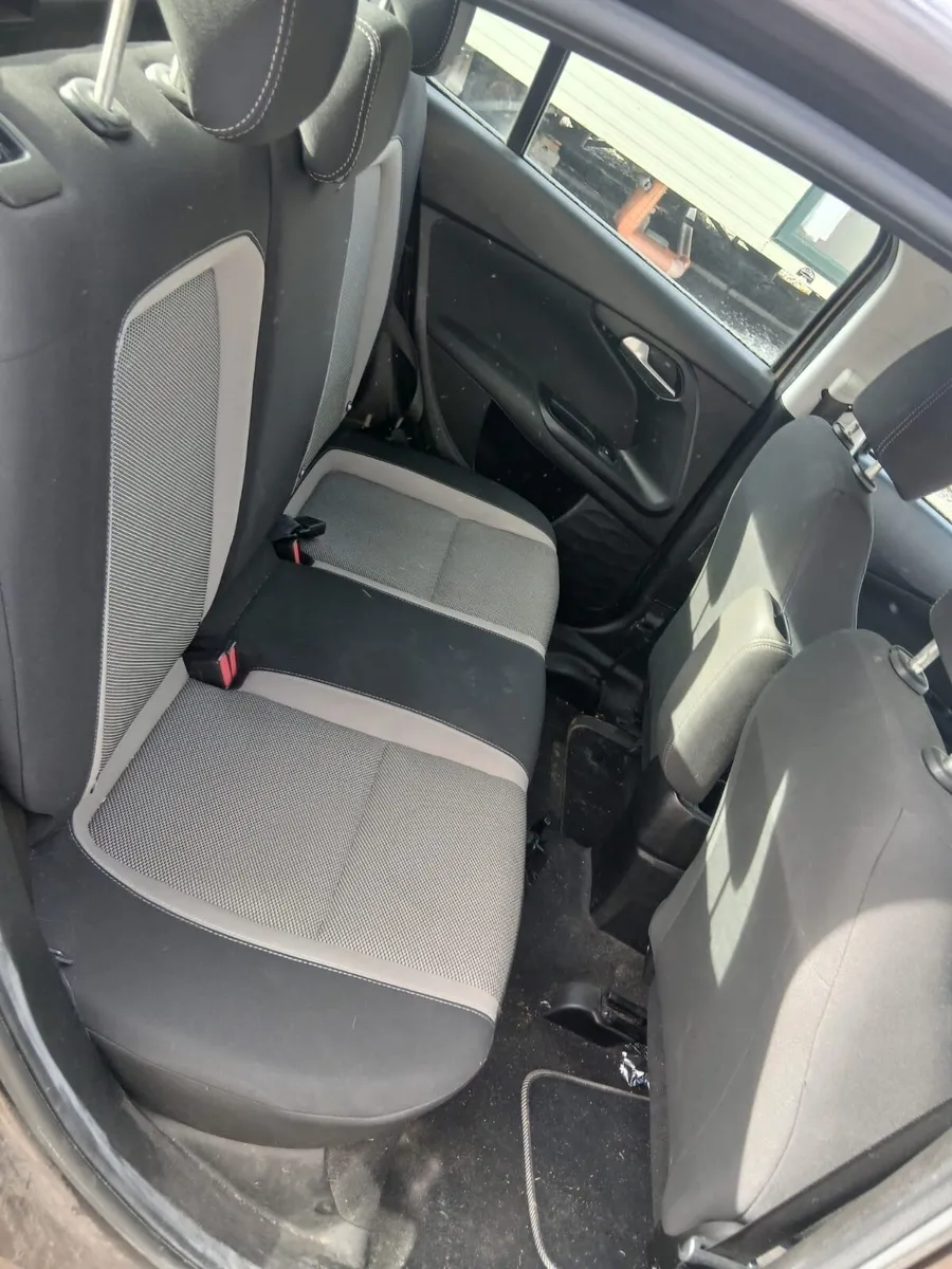 2017 fiat tipo - Image 4