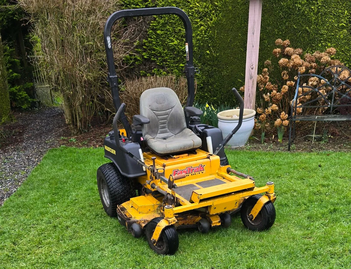 HUSTLER 25HP FASTRAK SUPER DUTY - Image 2