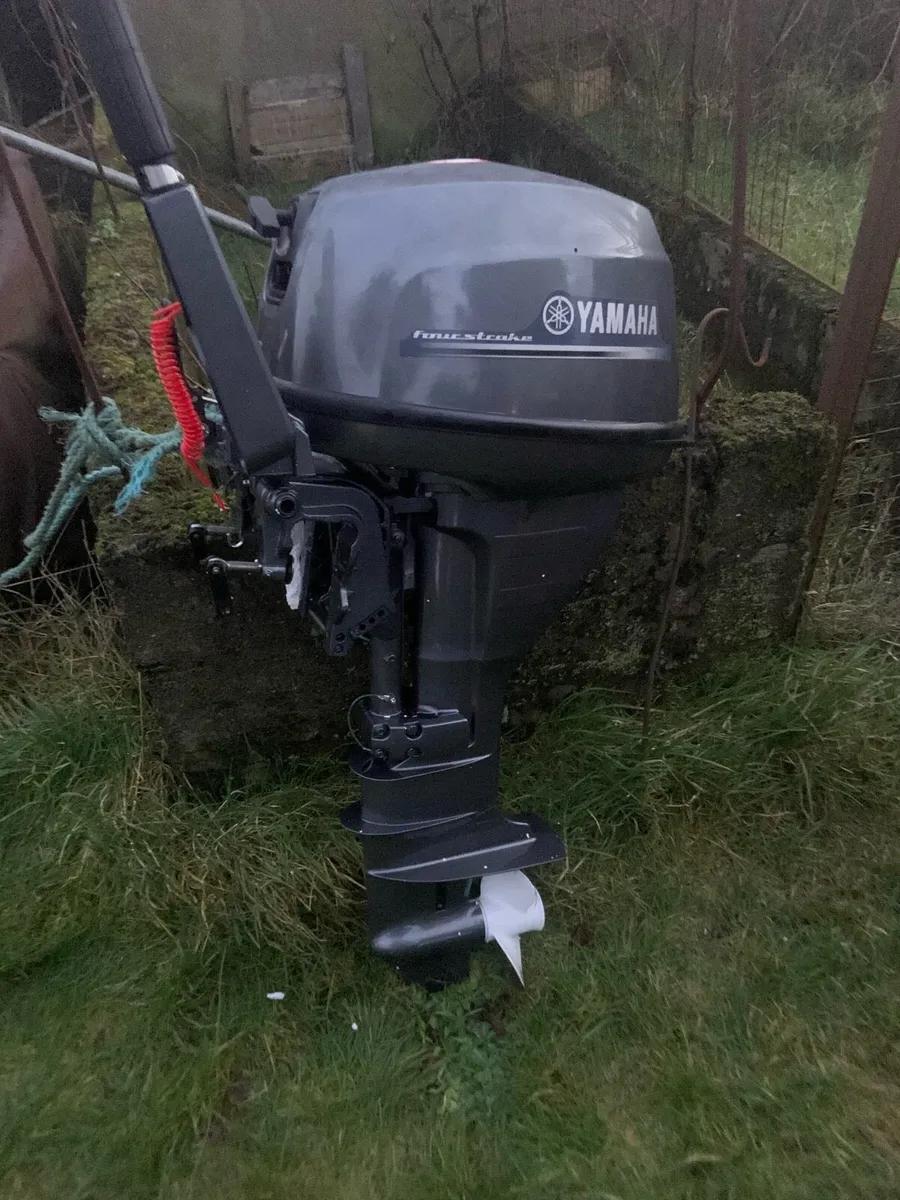 15 hp tostroke outboard - Image 1