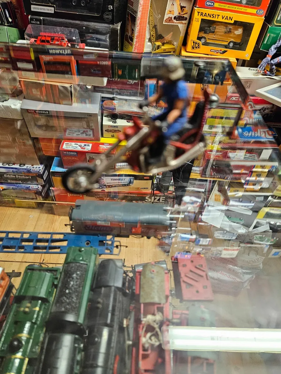 Britain's 1970's Chopper - Image 2