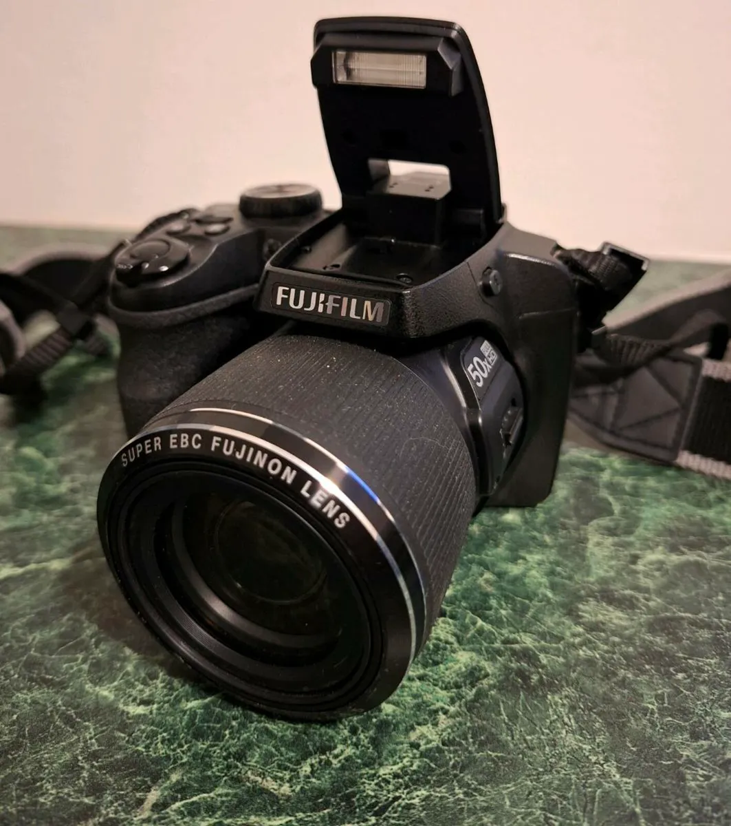 Fujifilm Finepix S9900W Camera - Image 1