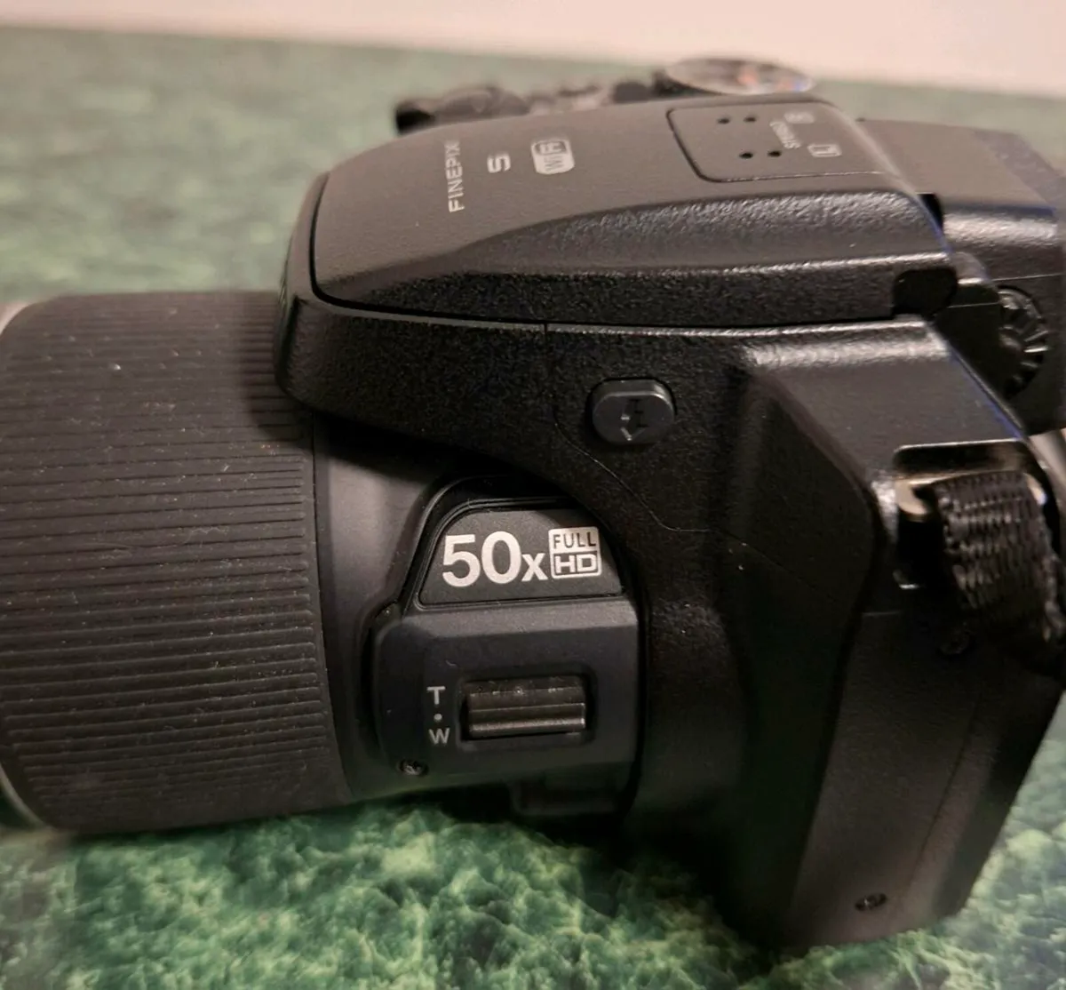 Fujifilm Finepix S9900W Camera - Image 3