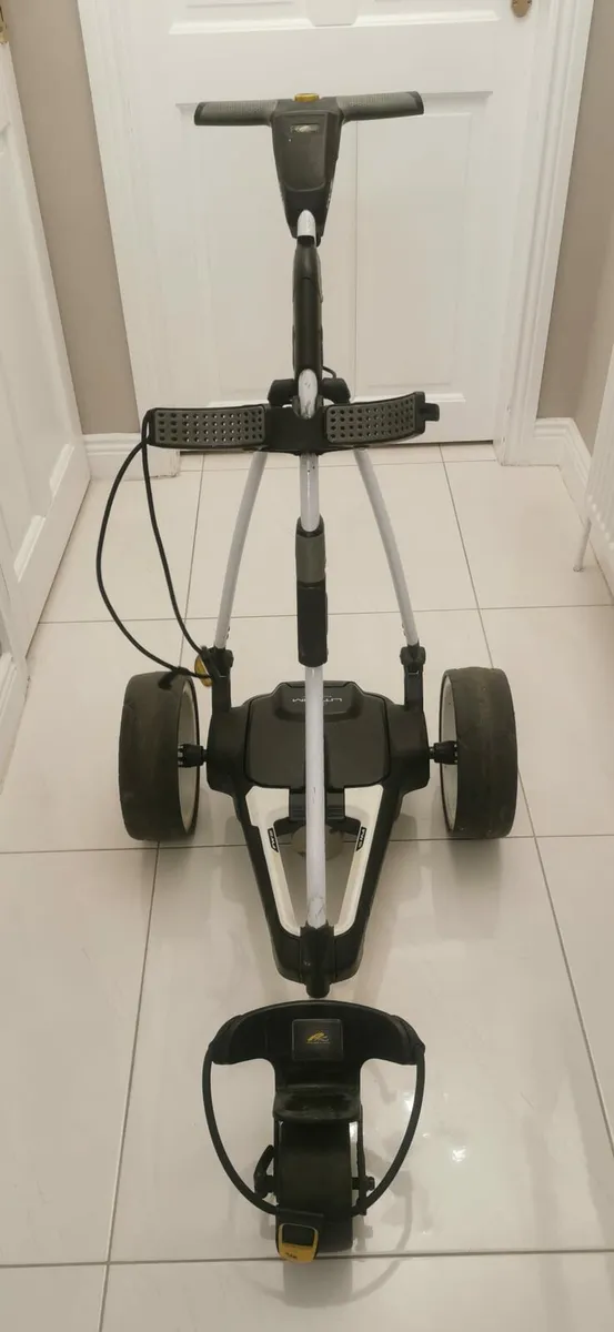 Powakaddy FW5 - Image 1