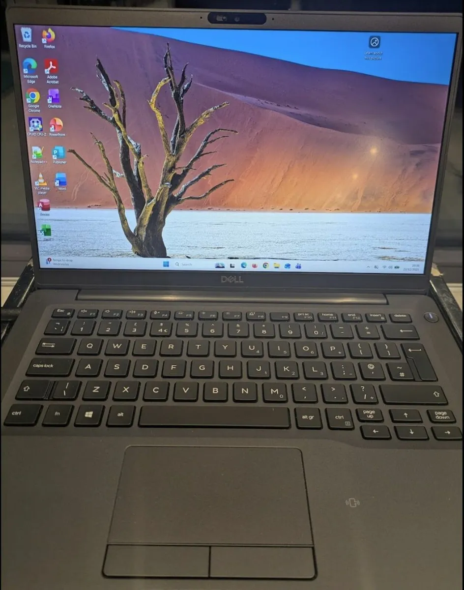 Dell Latitude 7400 Intel i5 16GB 500GB SSD Win 11 - Image 1