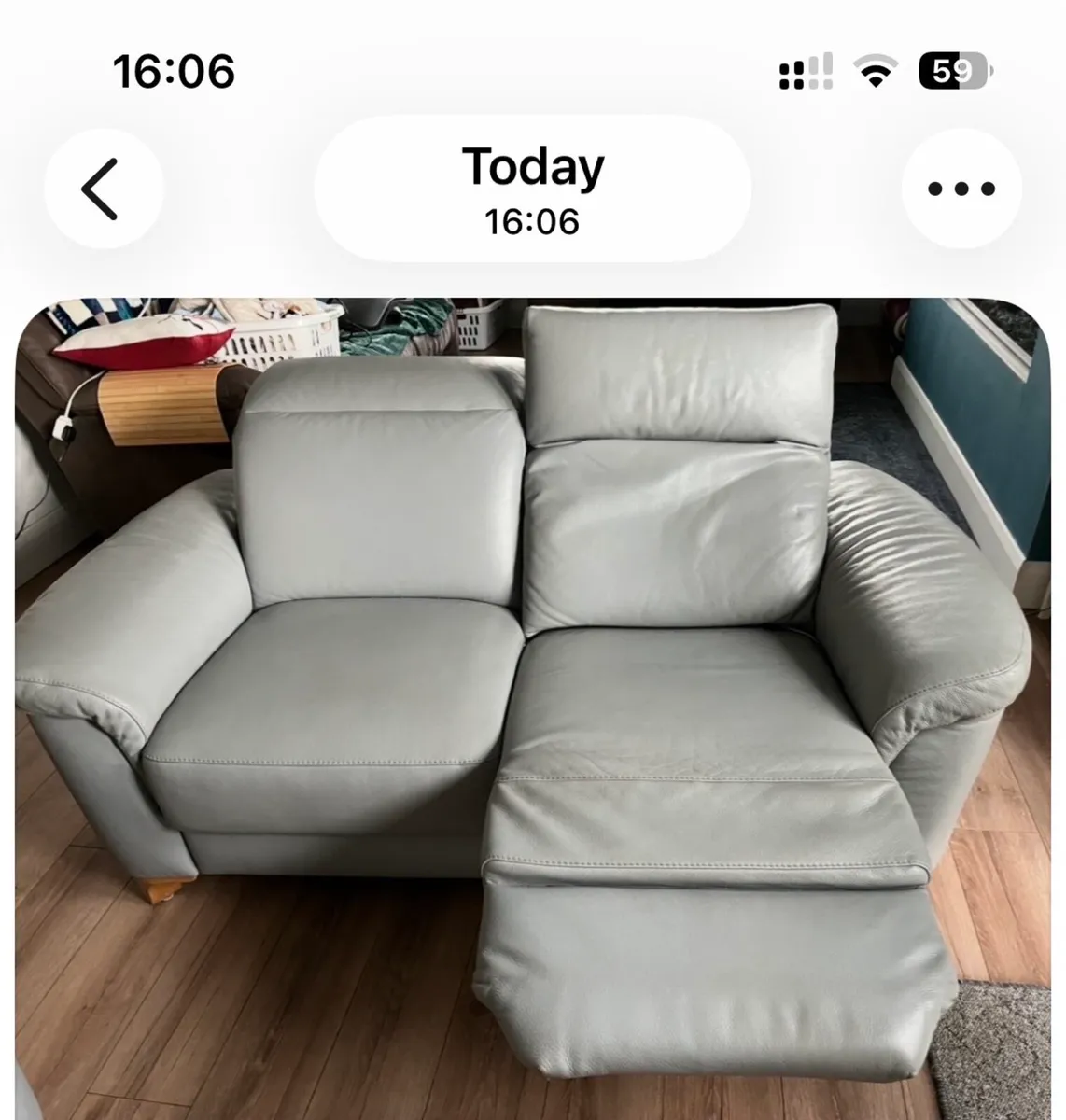 Italian grey leather suite electric - Image 3