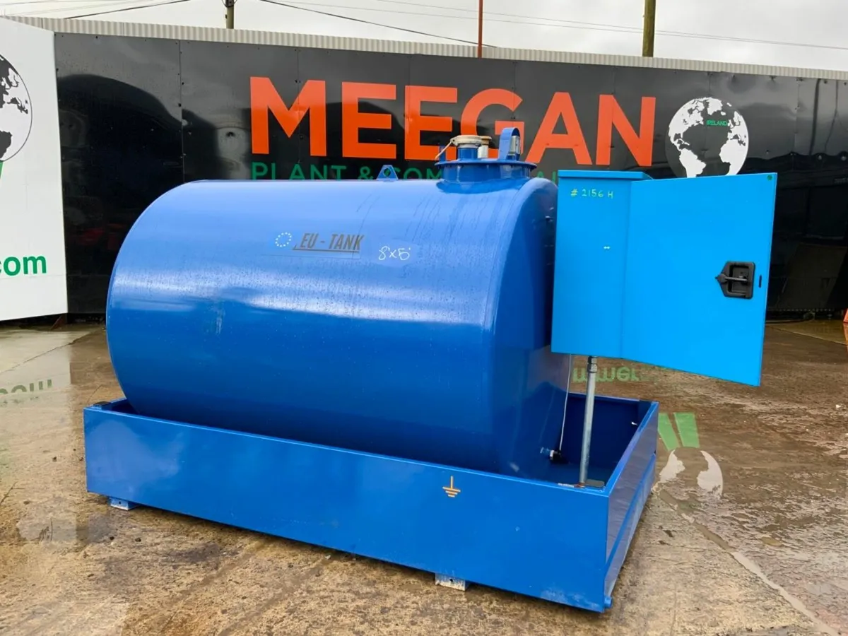 3000 LTR FUEL TANK / STORAGE BOWSER...2156H - Image 1