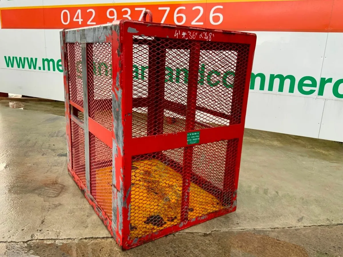 WIRE MESH SAFETY CAGE / LIFTING FRAME....219R - Image 4