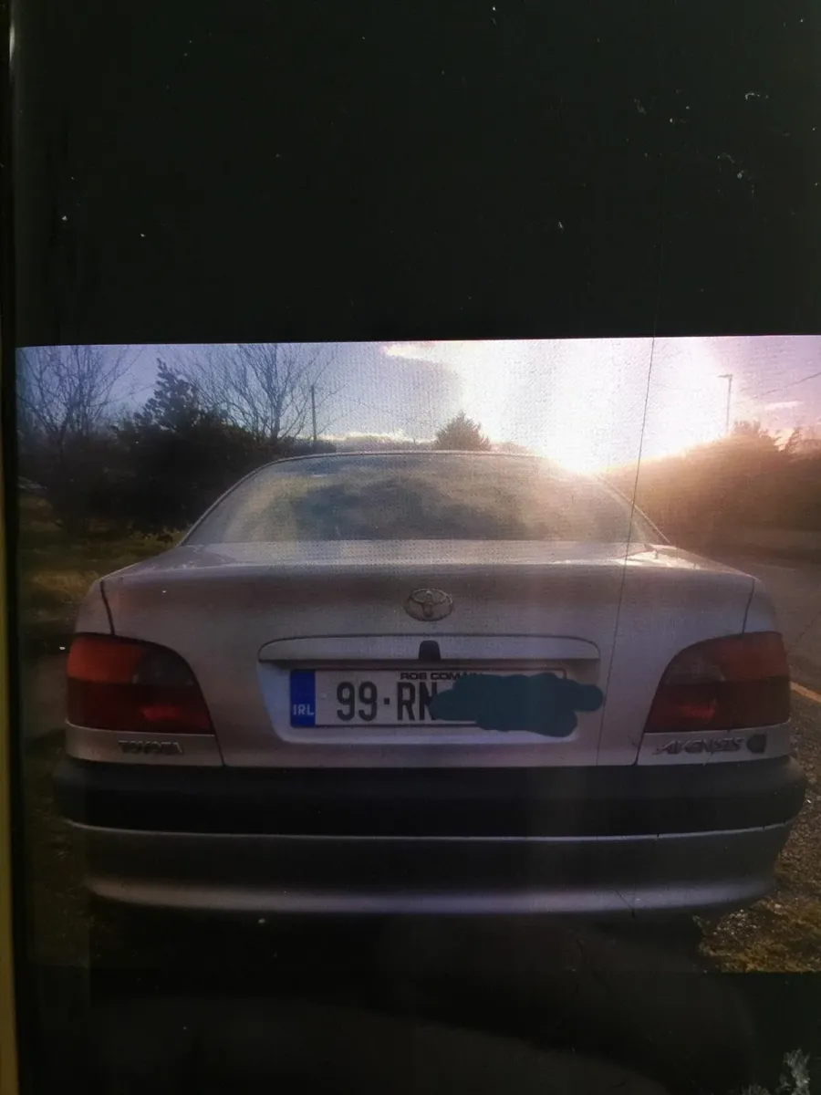Toyota Avensis - Image 4