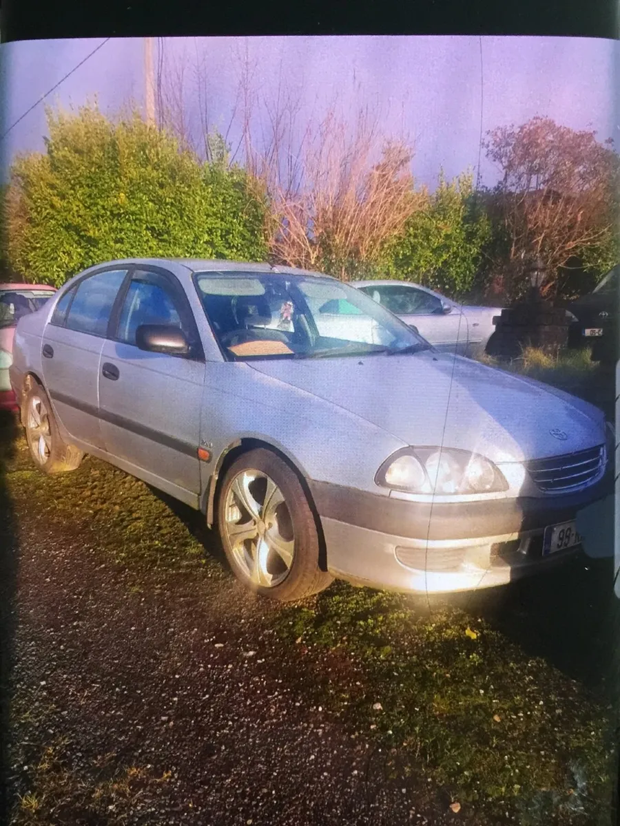 Toyota Avensis - Image 1