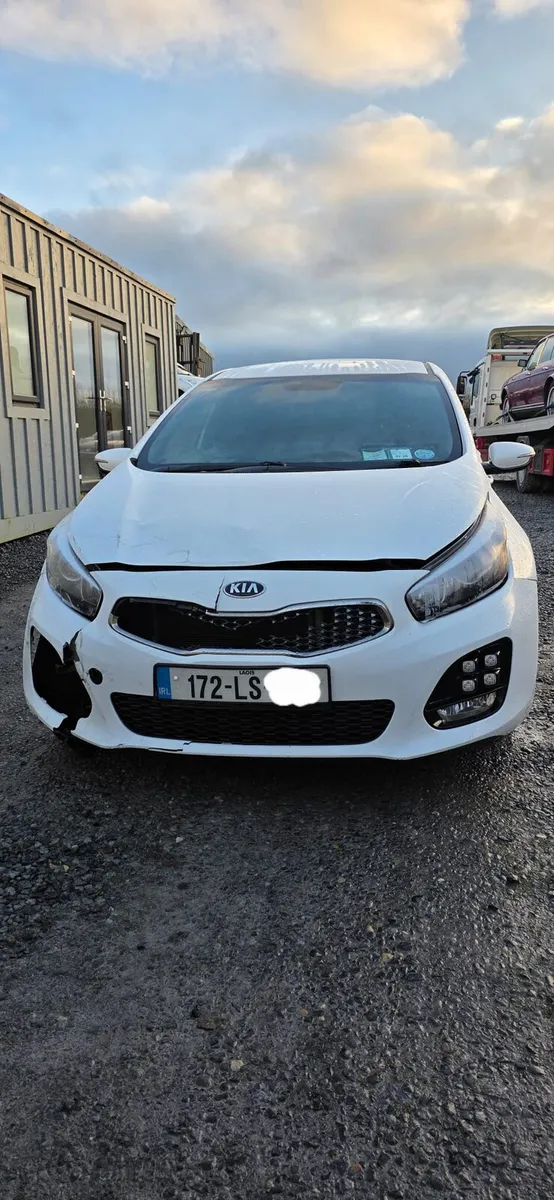 172 KIA CEED GT LINE DIESEL - Image 2