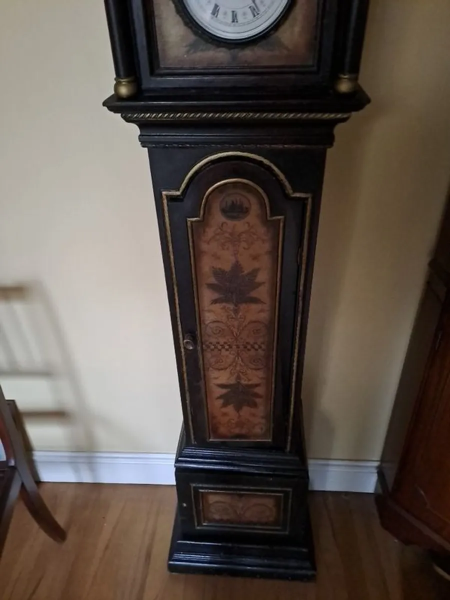 Mahogany Quartz Clock - Image 2