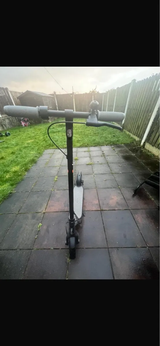 Segway ninebot electric scooter - Image 1