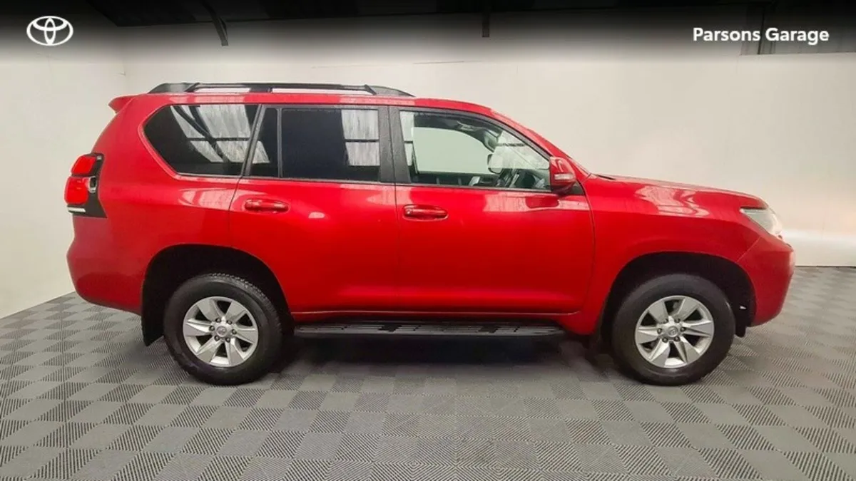 Toyota Land Cruiser LAND CRUISER LWB COMM A/T - Image 3