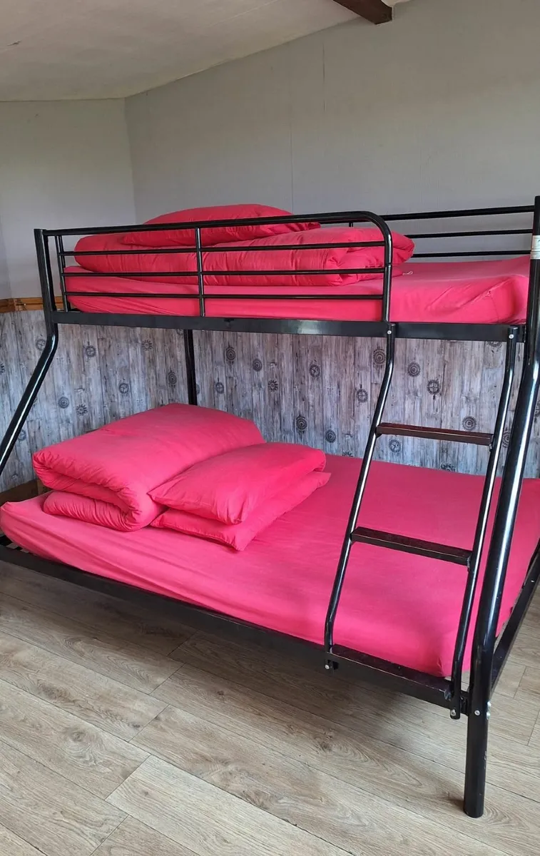 Bunk bed - Image 1