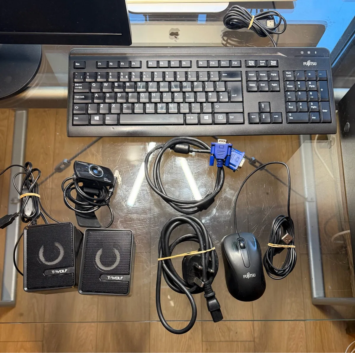 Desktop PC Home Computer Fujitsu - Image 2