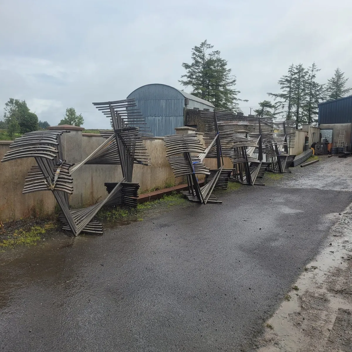 Mobile clothes line - Image 4