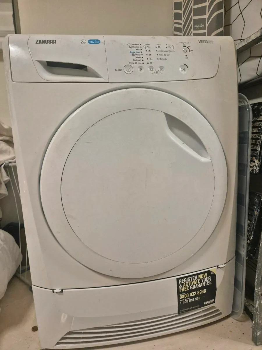 Zanussi lindo100 condenser tumbledryer. - Image 2