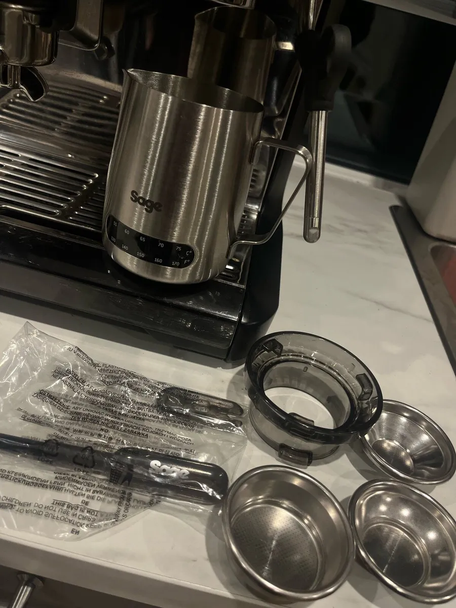 Sage barista express coffee machine - Image 4