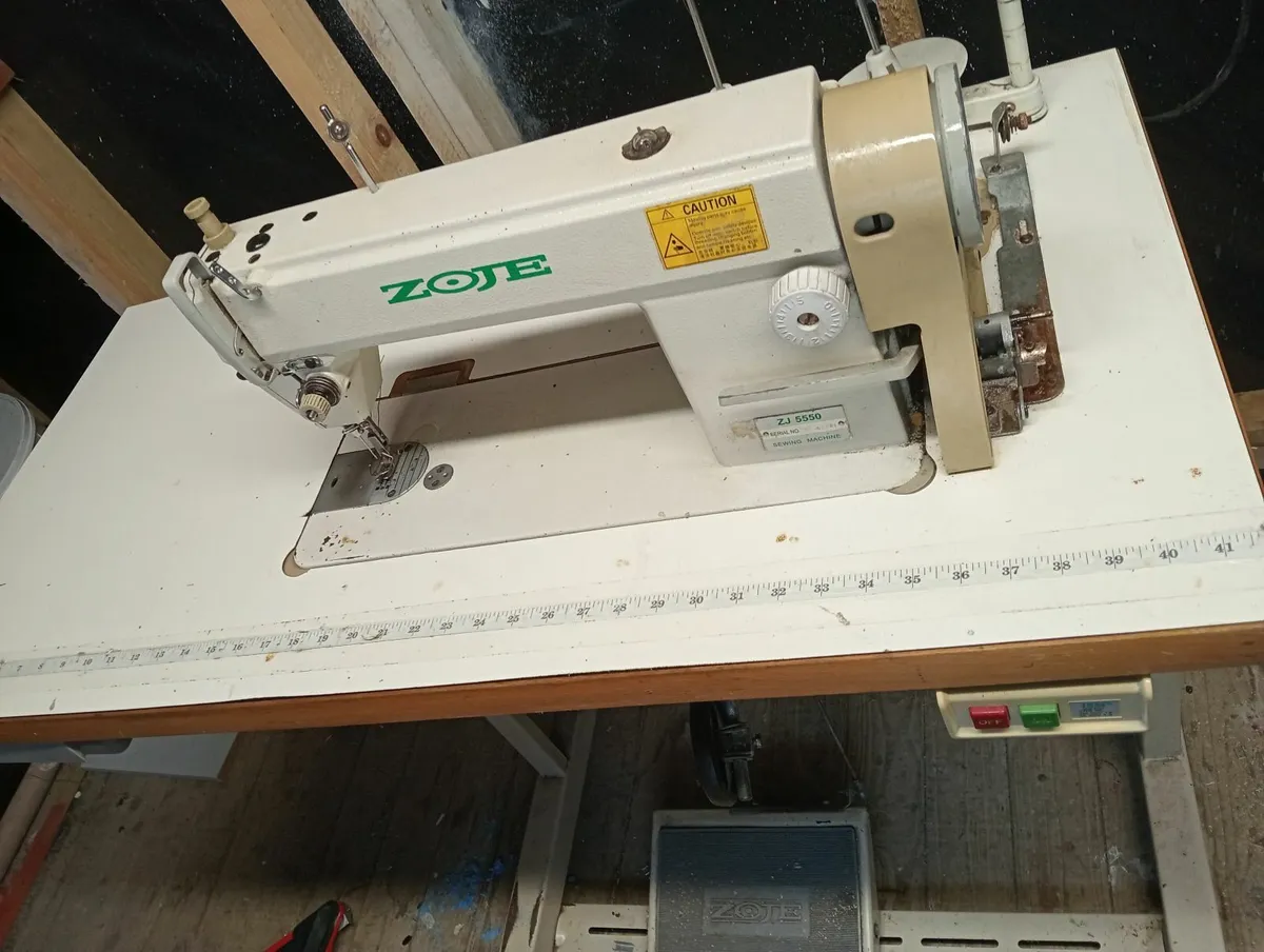 Sewing machine - Image 1