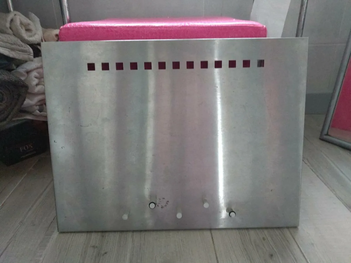 Metal mounted magnetic board new - Image 1