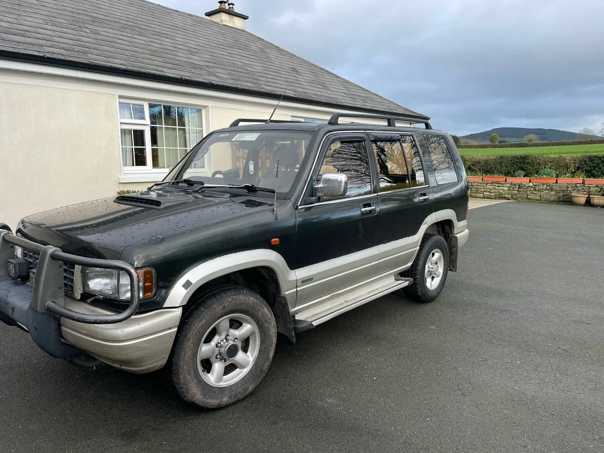 Isuzu Trooper - Image 3