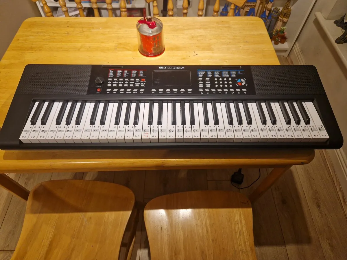 61 Key Electronic Keyboard Sm 61K - Image 1