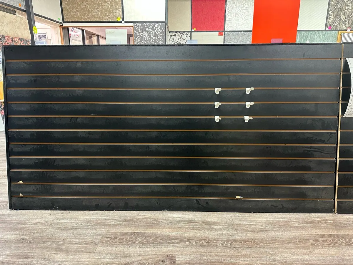 Slatwall - Image 2