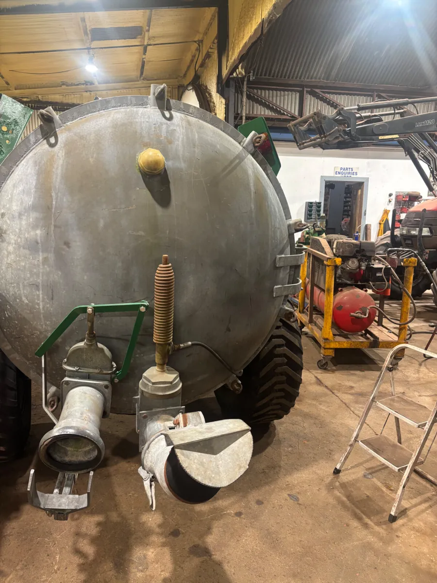 ROSSMORE 1100 TANKER - Image 3