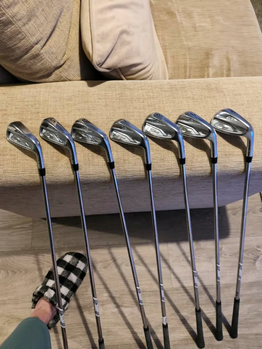 Titleist ap2 718 irons - Image 1