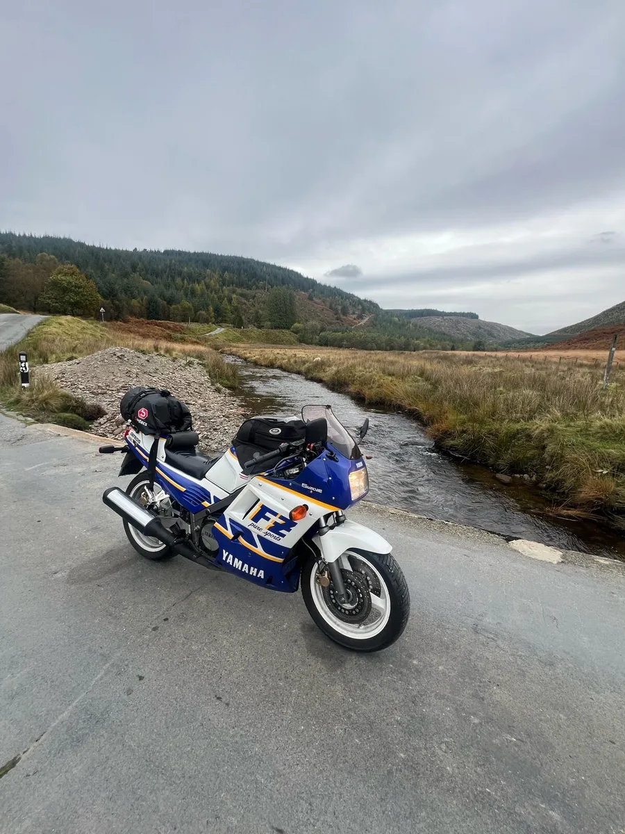 1987 Yamaha FZ750 Genesis - Image 2