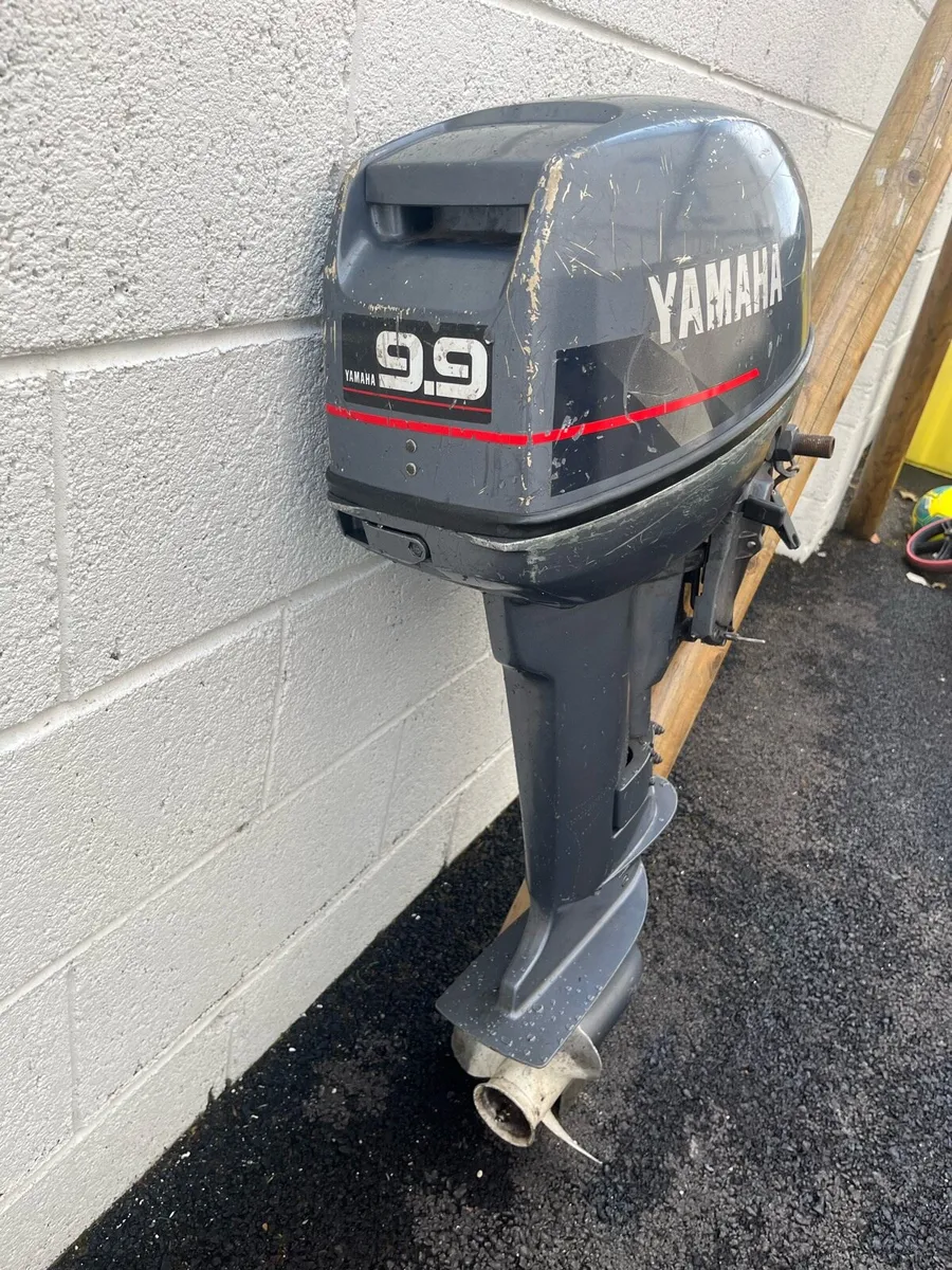 Yamaha 9.9hp Outboard Boat Engine - Image 1