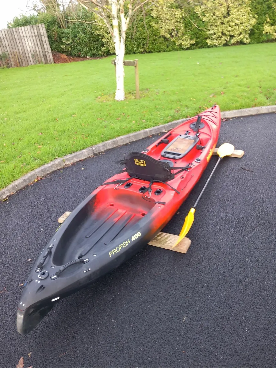 Fishing kayak - Image 2