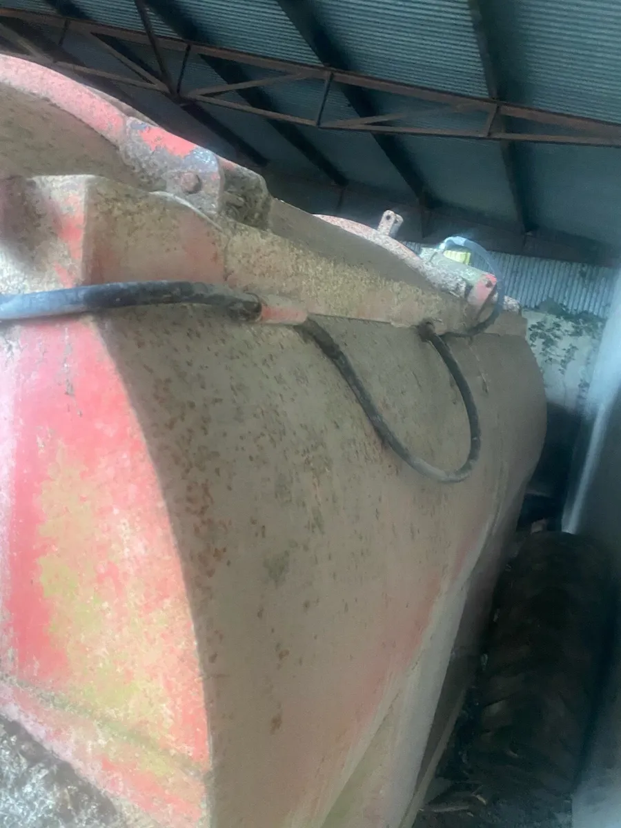 Dung spreader - Image 4