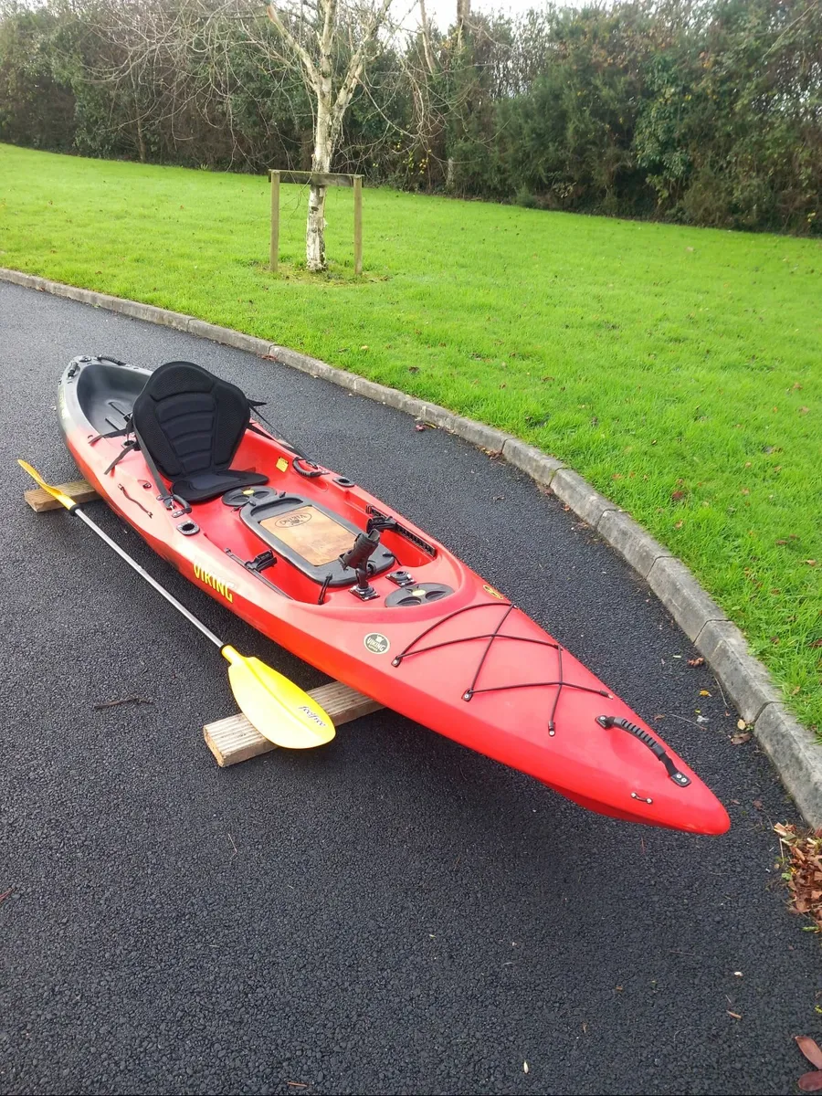 Fishing kayak - Image 3