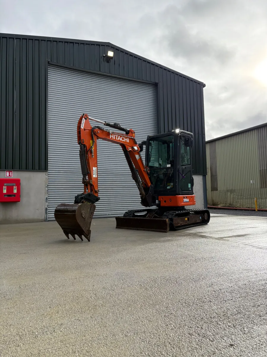 2020 Hitachi 26U - Image 1