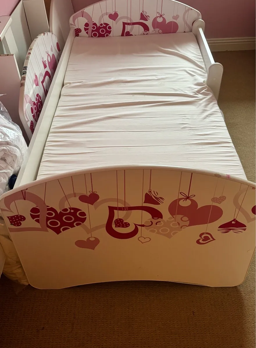 Toddler bed for girls - Image 4