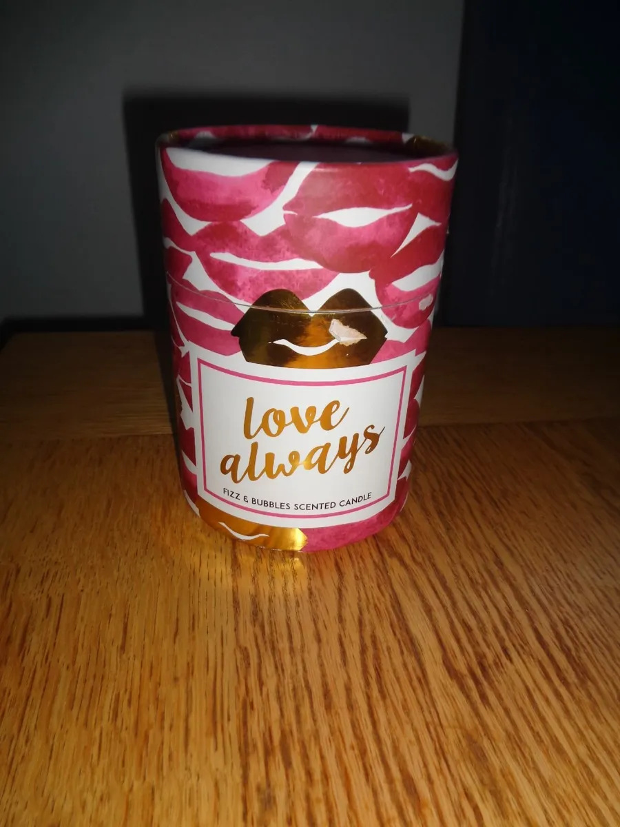 Love Always Fizz & Bubbles Scent Candle for Sale - Image 1