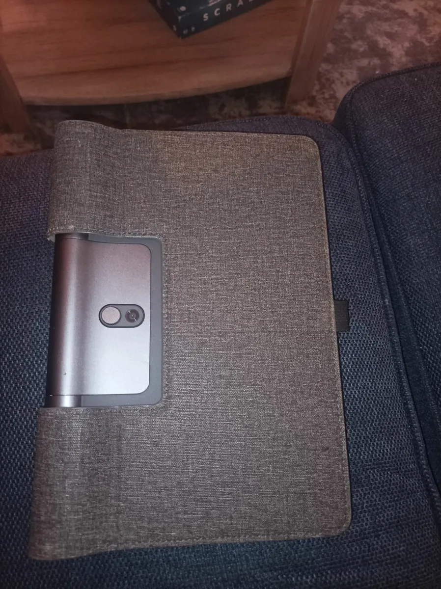 Lenovo Yoga Tablet YT-X705F - Image 4