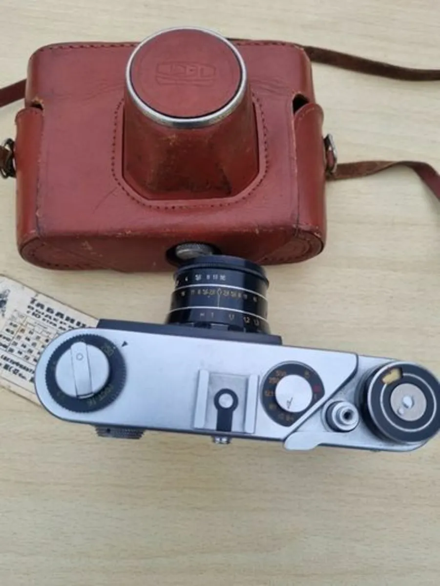 Vintage Soviet camera Fed 5B - Image 4