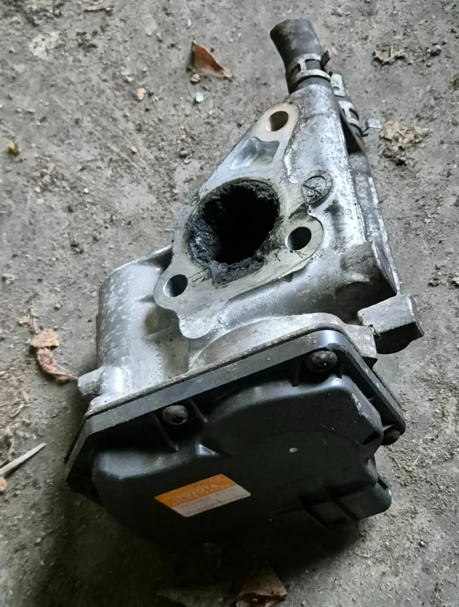 2014 Hilux parts wholesale clear out - Image 1