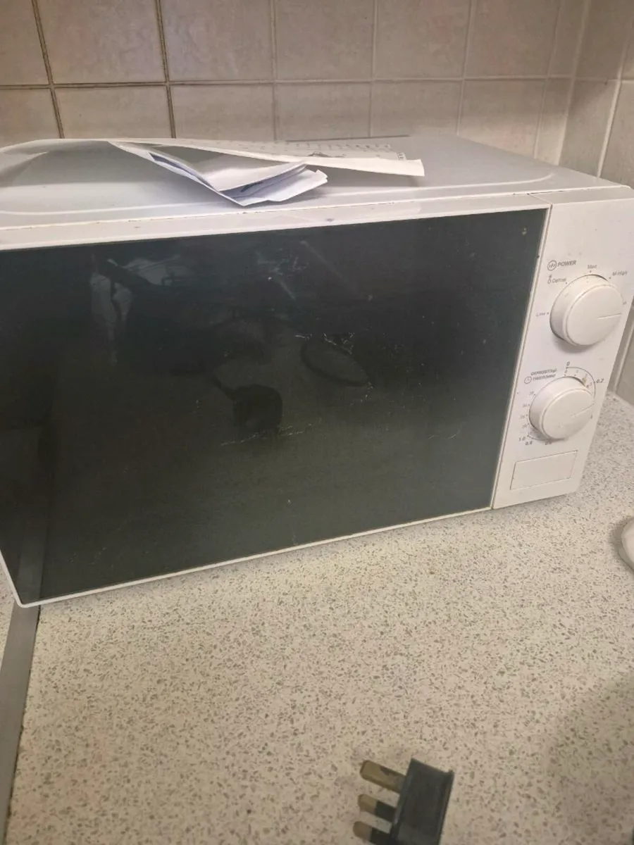 Microwave - Image 1
