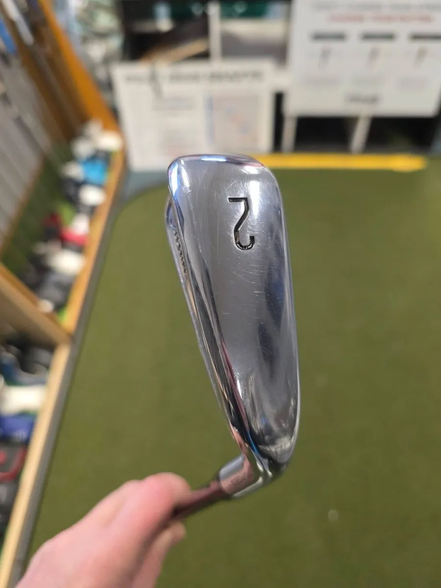 Titleist U505 Forged 2 Iron - Image 3