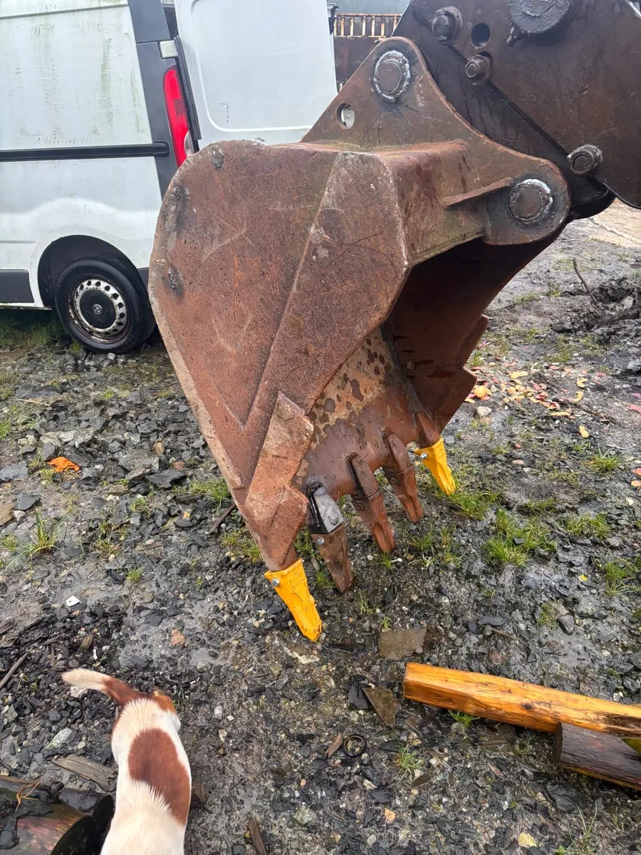 13 ton digging bucket - Image 3