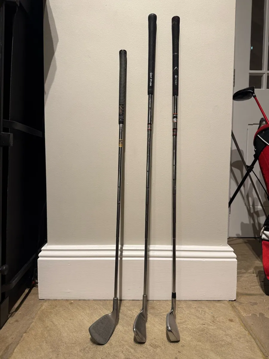 Golf irons - Image 1